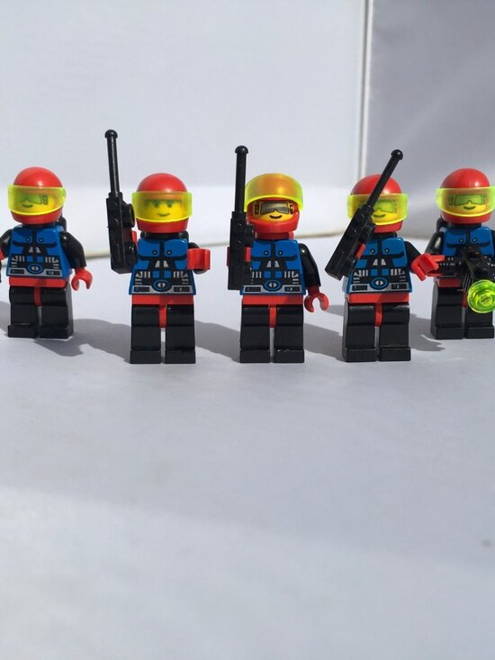 LEGO Other - Space LEGO Spyrius‎ 5x Minifigures Various Accessories Vintage